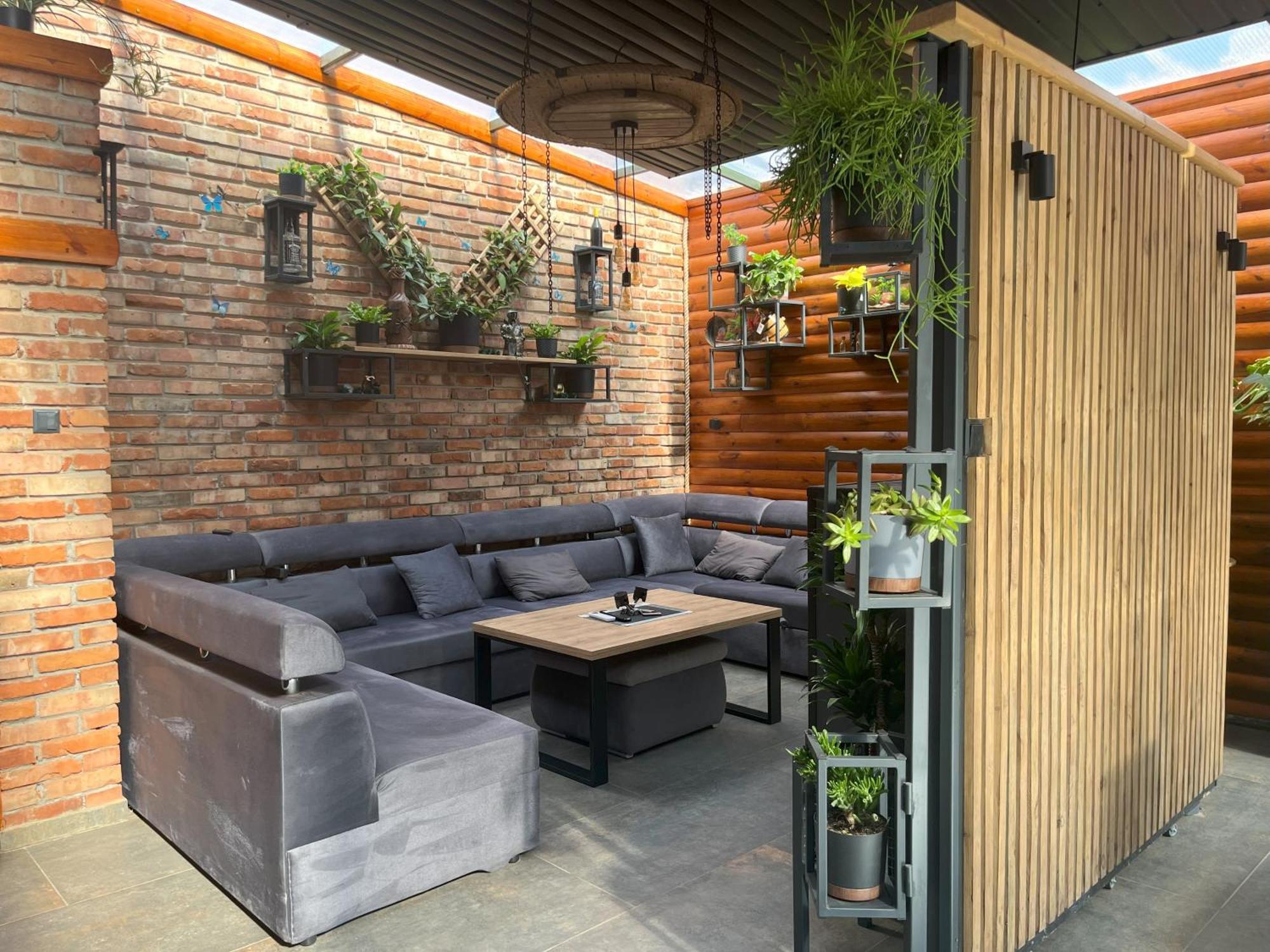Apartament Oranzeria Келце Екстериор снимка
